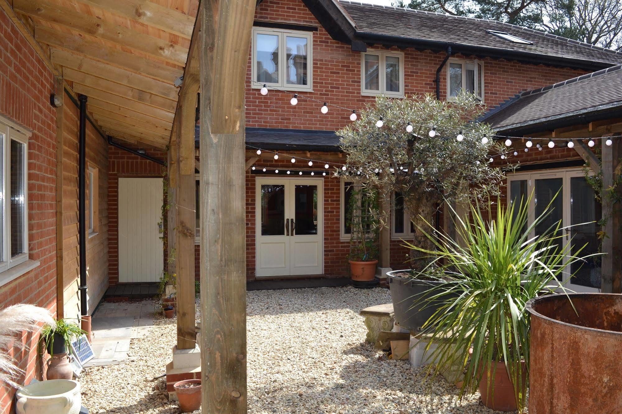 The Kingsley At Eversley Luaran gambar